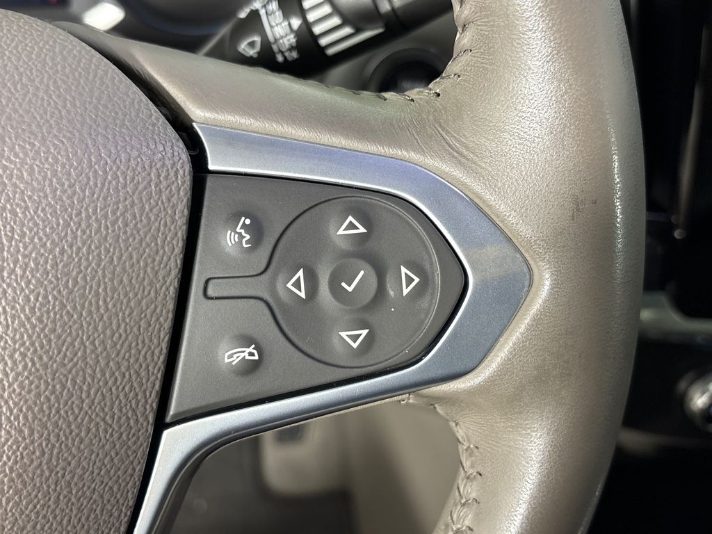 Certified Used 2020 Black Chevrolet 3LT image 19