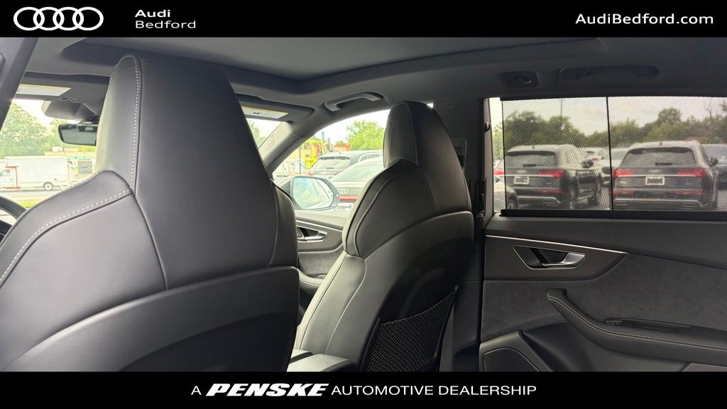 Thumbnail: 2027 Audi SQ8 - 21