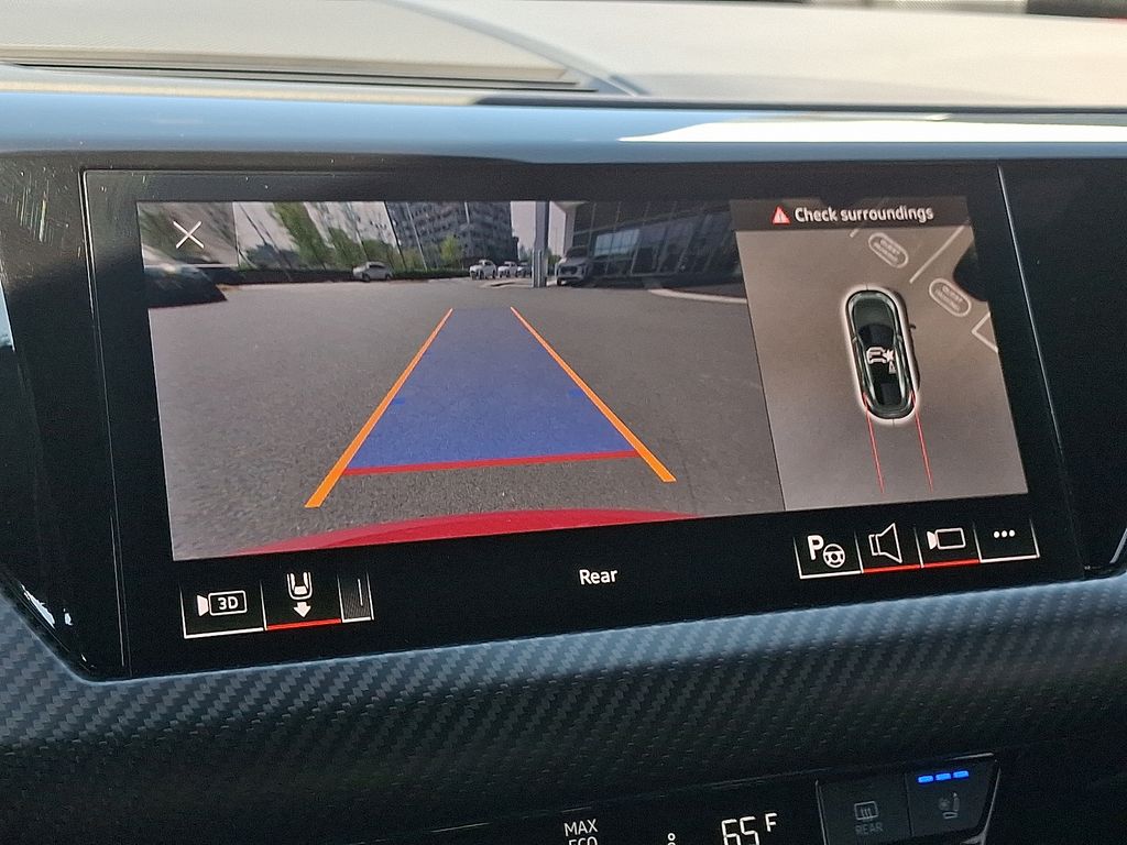 Thumbnail: 2022 Audi RS e-tron GT - 18