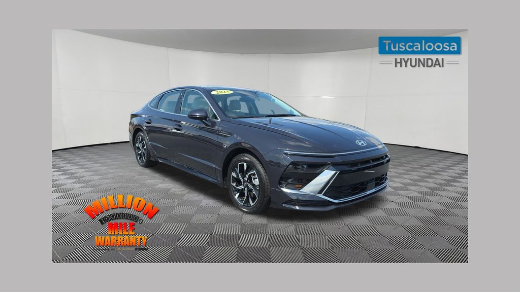 Carbon Blue 2025 Hyundai Sonata Sedan Front-Wheel Drive 8-Speed Automatic