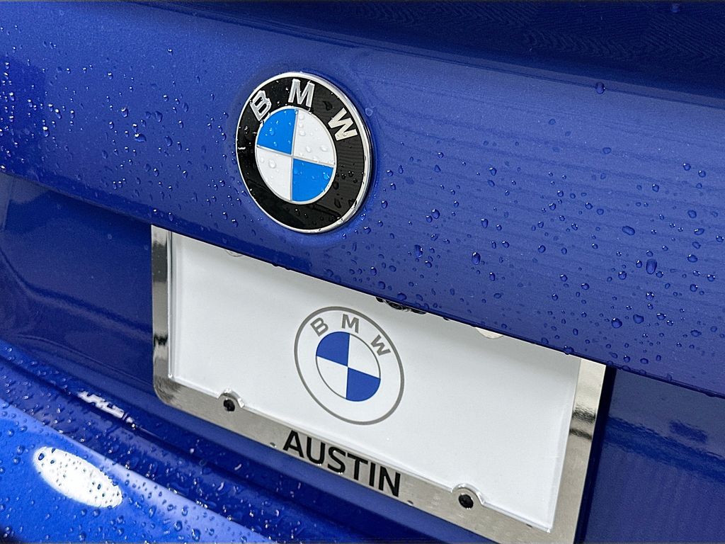 Thumbnail: 2025 BMW M2 - 21