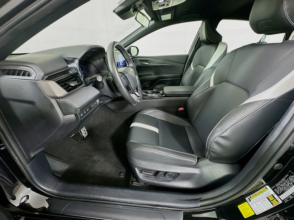 Thumbnail: 2025 Toyota Camry - 22
