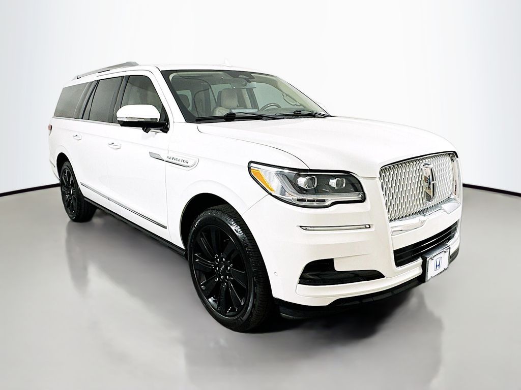 2022 Lincoln Navigator Reserve 3