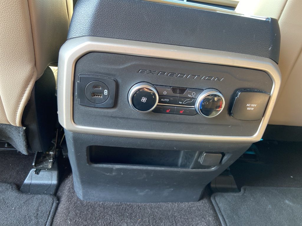 2022 Ford Expedition MAX Limited 16