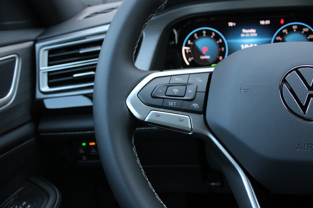 New 2026  Volkswagen SE w/Technology image 12