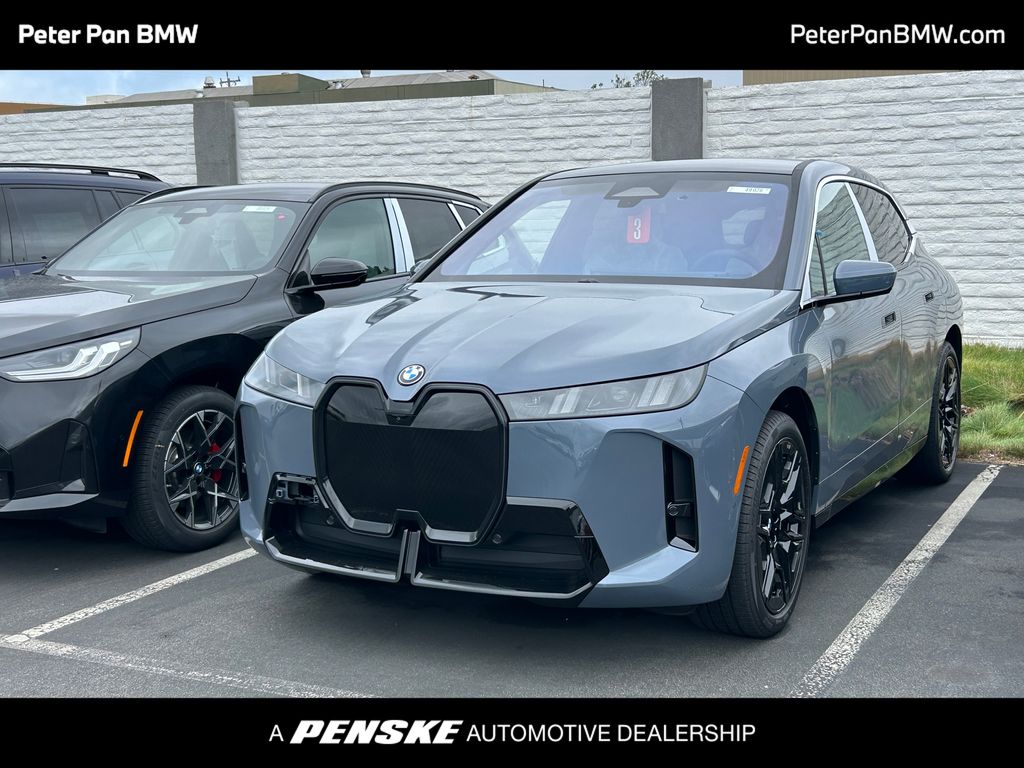 Thumbnail: 2026 BMW iX - 1