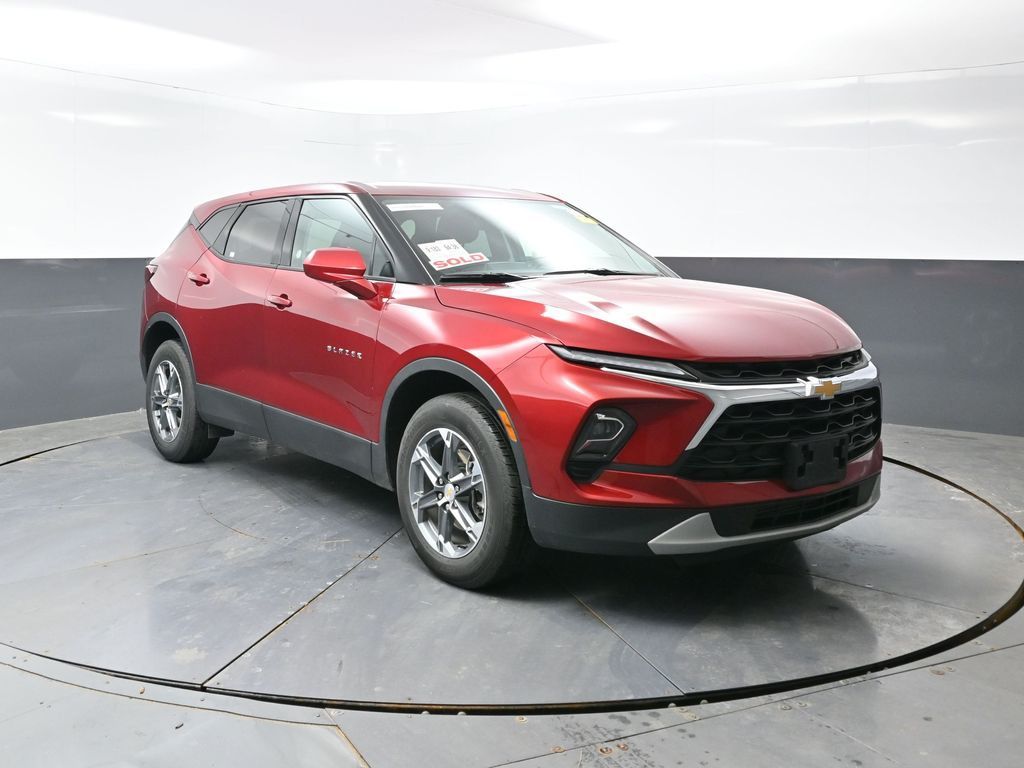 View vehicle photo 6
