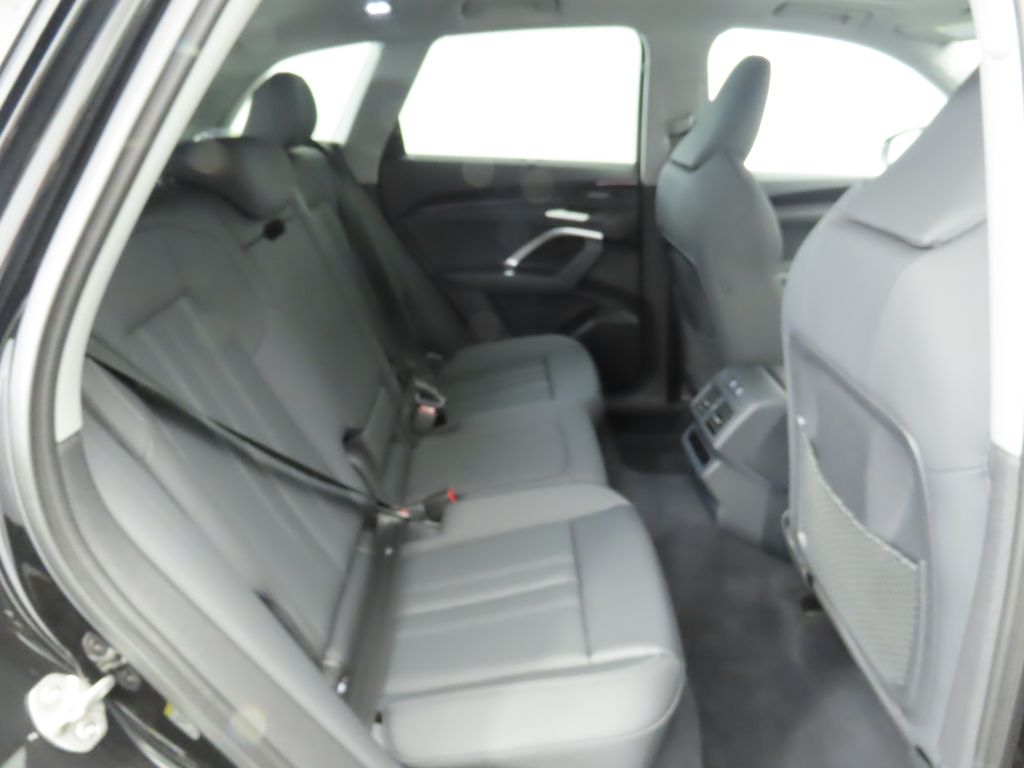 2025 Audi Q5 Premium 24