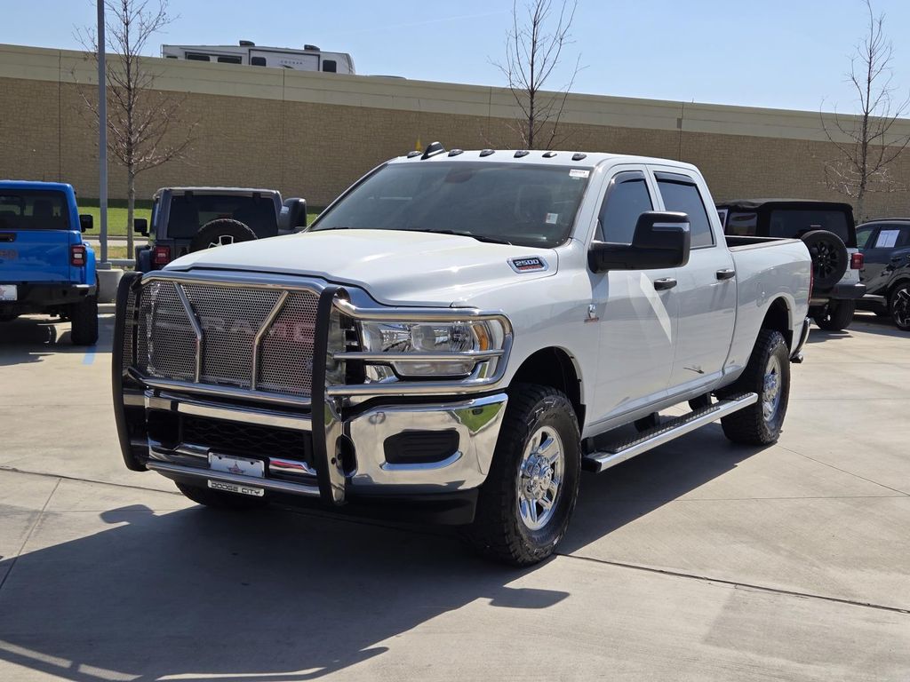 2024 RAM 2500 Tradesman Crew Cab 4WD