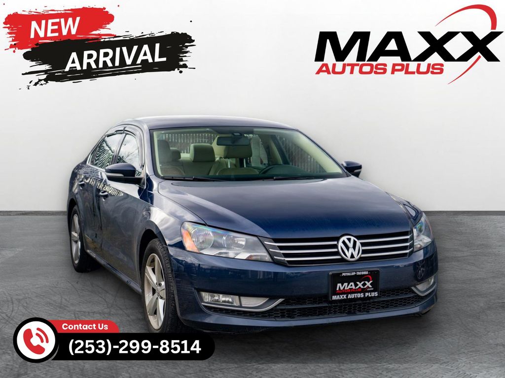 Night Blue 2015 Volkswagen Passat Sedan Front-Wheel Drive 6-Speed Automatic