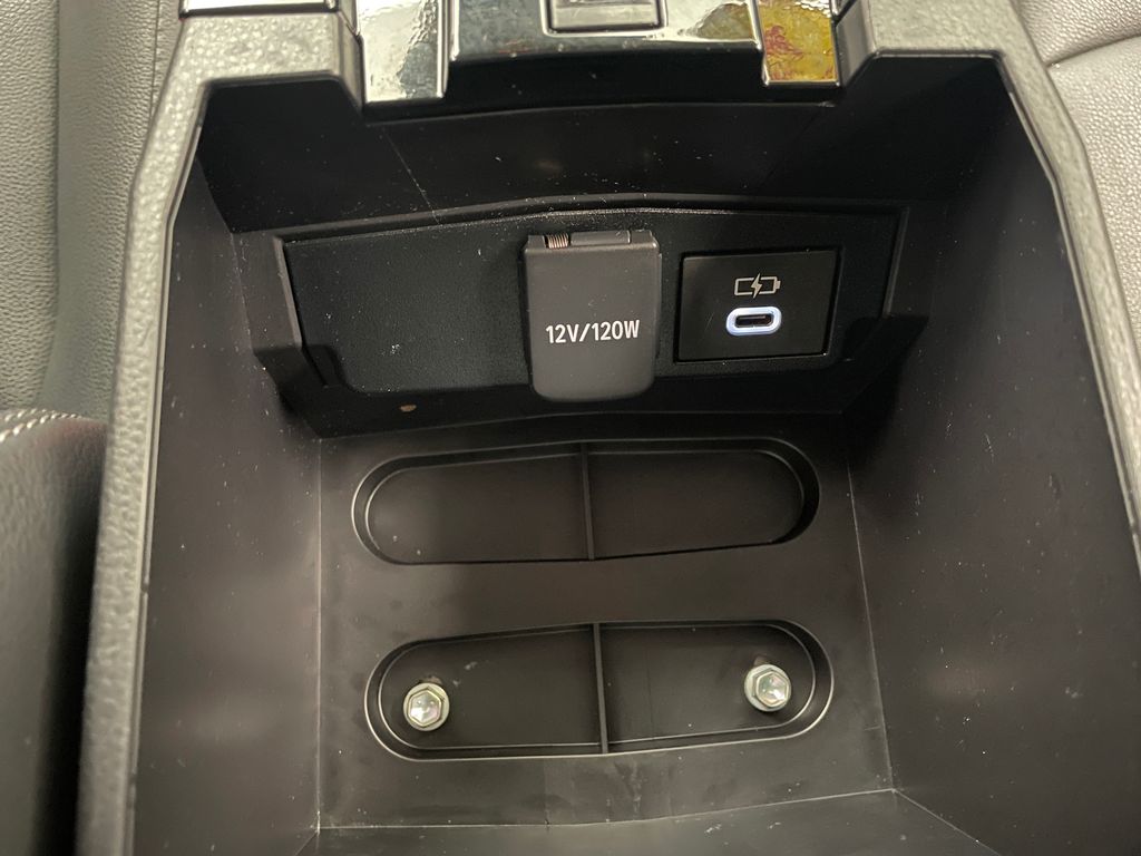 Thumbnail: 2024 Toyota Corolla Cross - 32