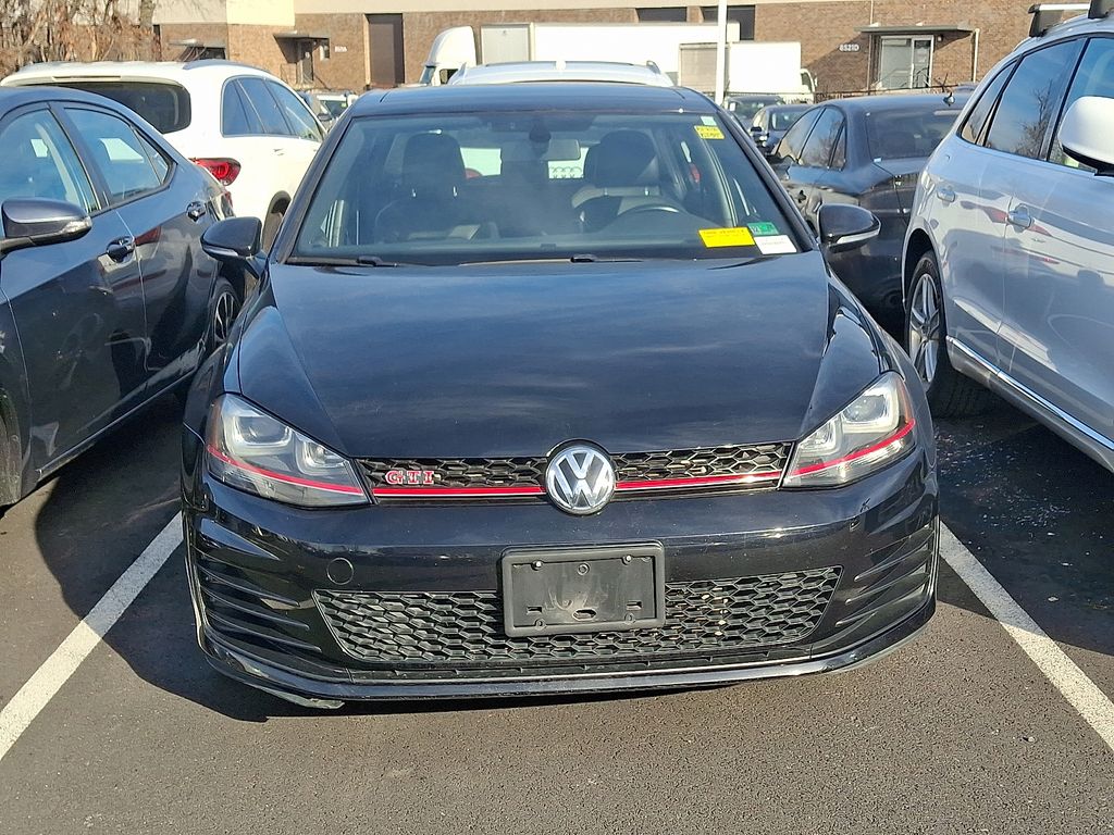 Thumbnail: 2016 Volkswagen Golf - 2