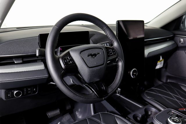 New 2023 White Ford California Route 1 image 13