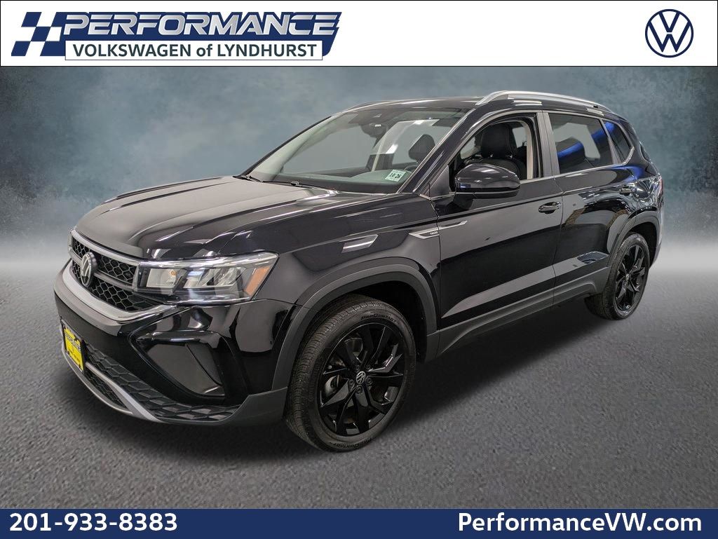 2022 Volkswagen Taos SE 4Motion