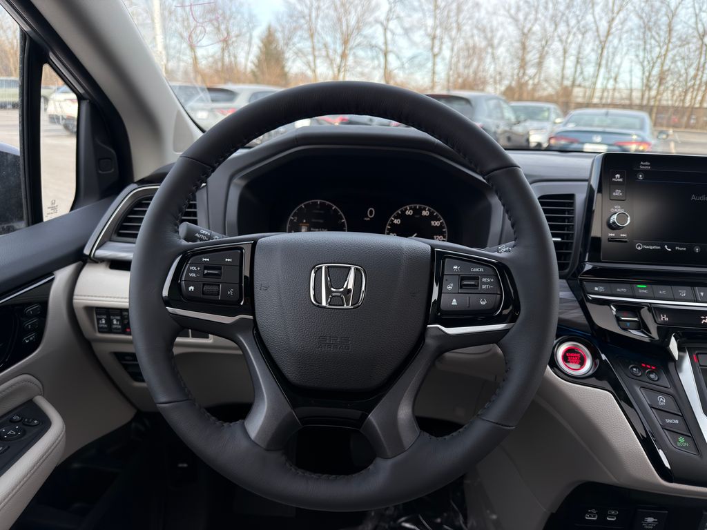 Thumbnail: 2026 Honda Odyssey - 13