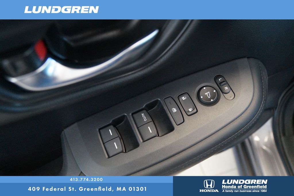 Used 2025 Honda HR-V SUV