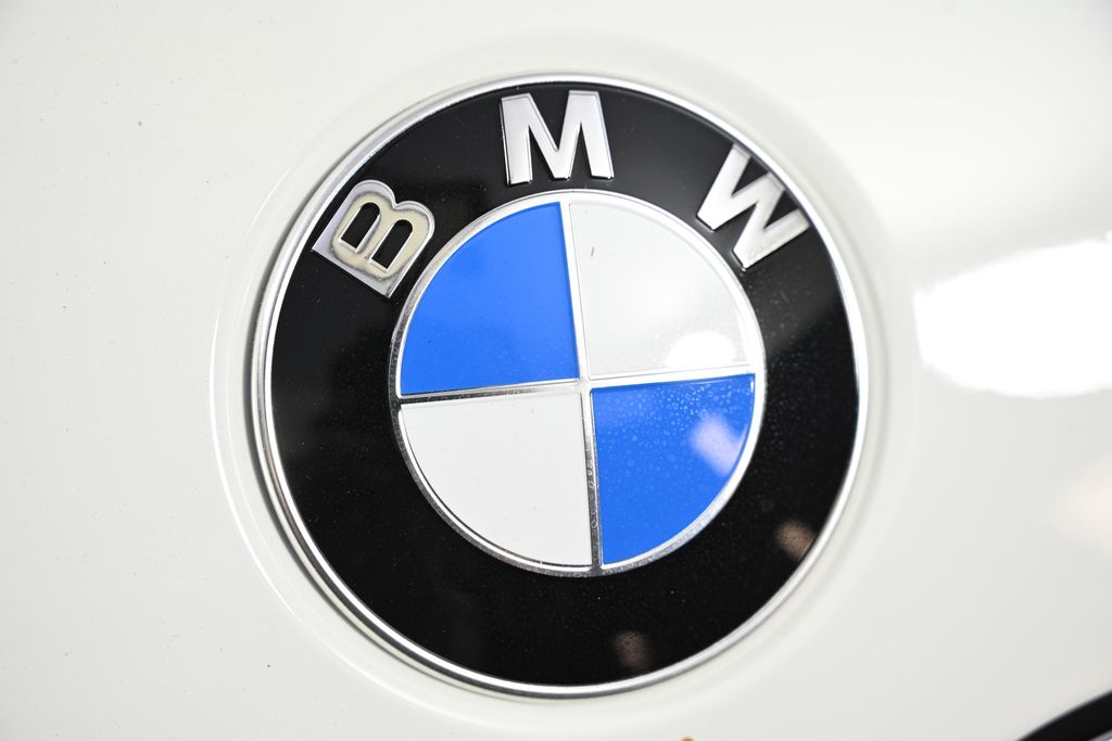 Thumbnail: 2026 BMW X1 - 13