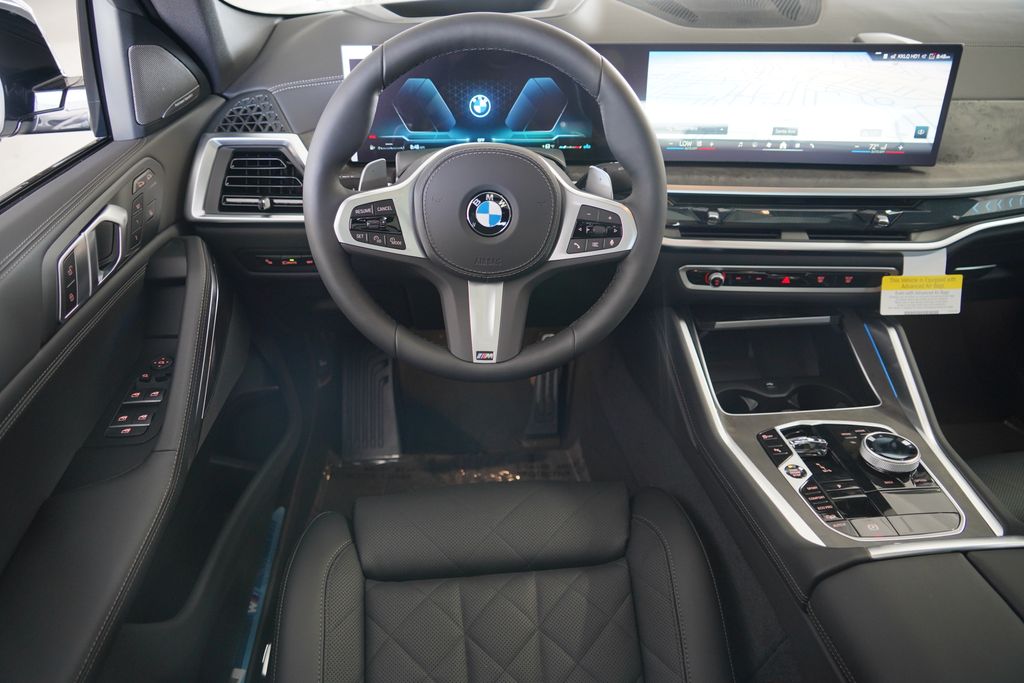 Thumbnail: 2027 BMW X6 - 14