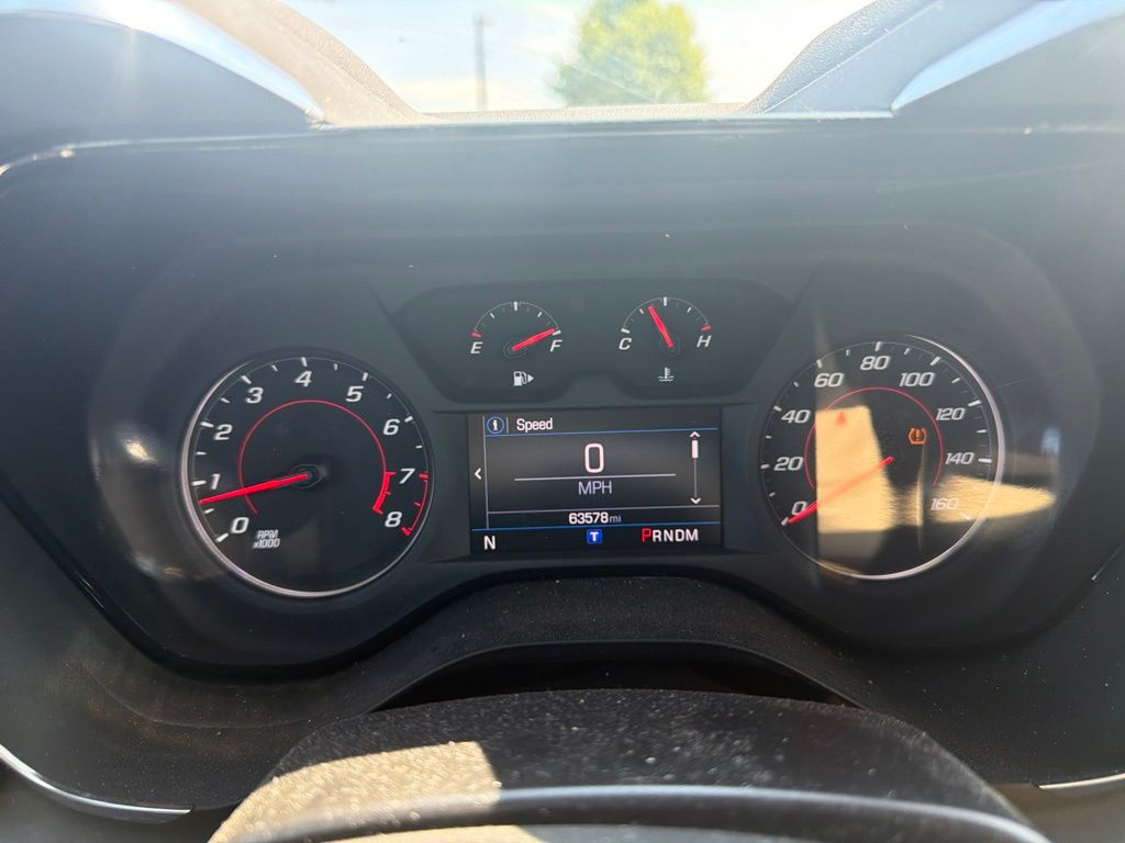 Used 2020 White Chevrolet 1LT image 8