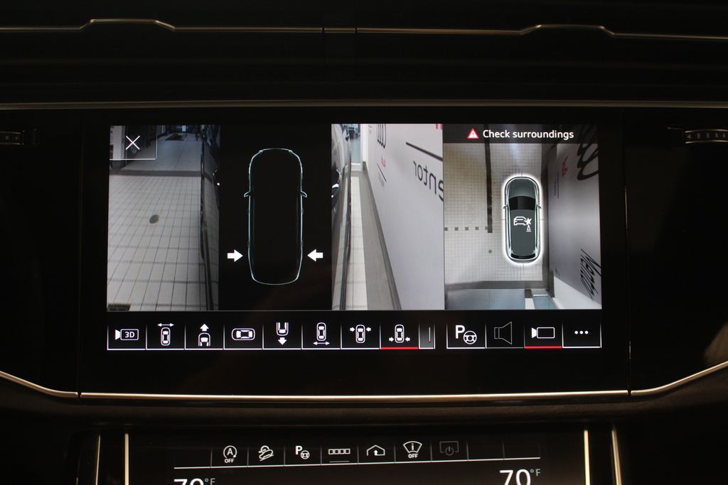 Thumbnail: 2023 Audi Q7 - 26