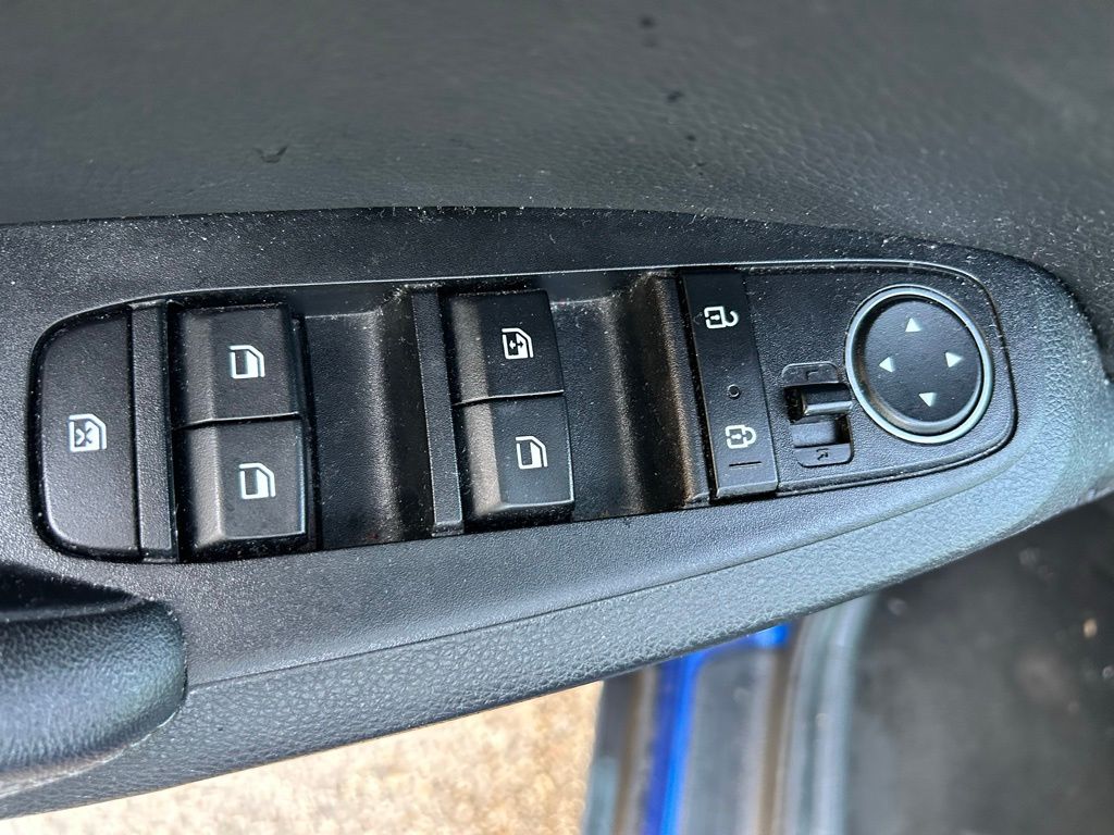 Thumbnail: 2021 Kia Seltos - 17