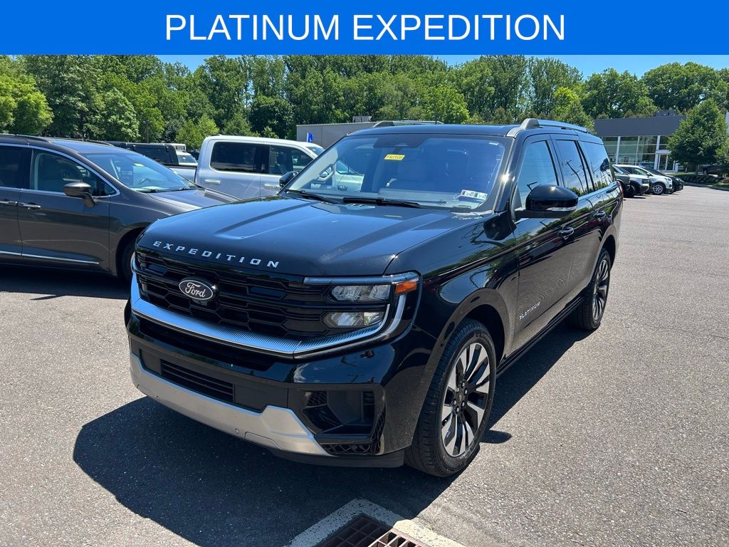 Black Metallic 2025 Ford Expedition Platinum 4WD SUV / Crossover Four-Wheel Drive Automatic