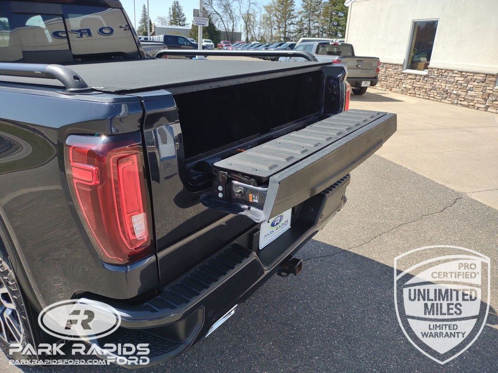 2023 GMC Sierra 1500 AT4 photo