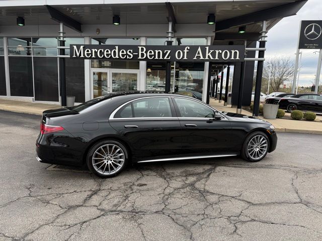 Obsidian Black Metallic 2026 Mercedes-Benz S-Class S 500 4MATIC Sedan All-Wheel Drive 9-Speed Automatic