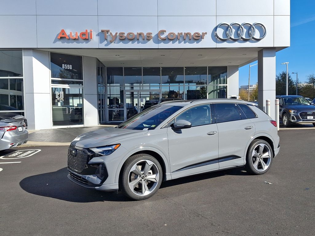 2025 Audi Q4 e-tron  -
                Vienna, VA