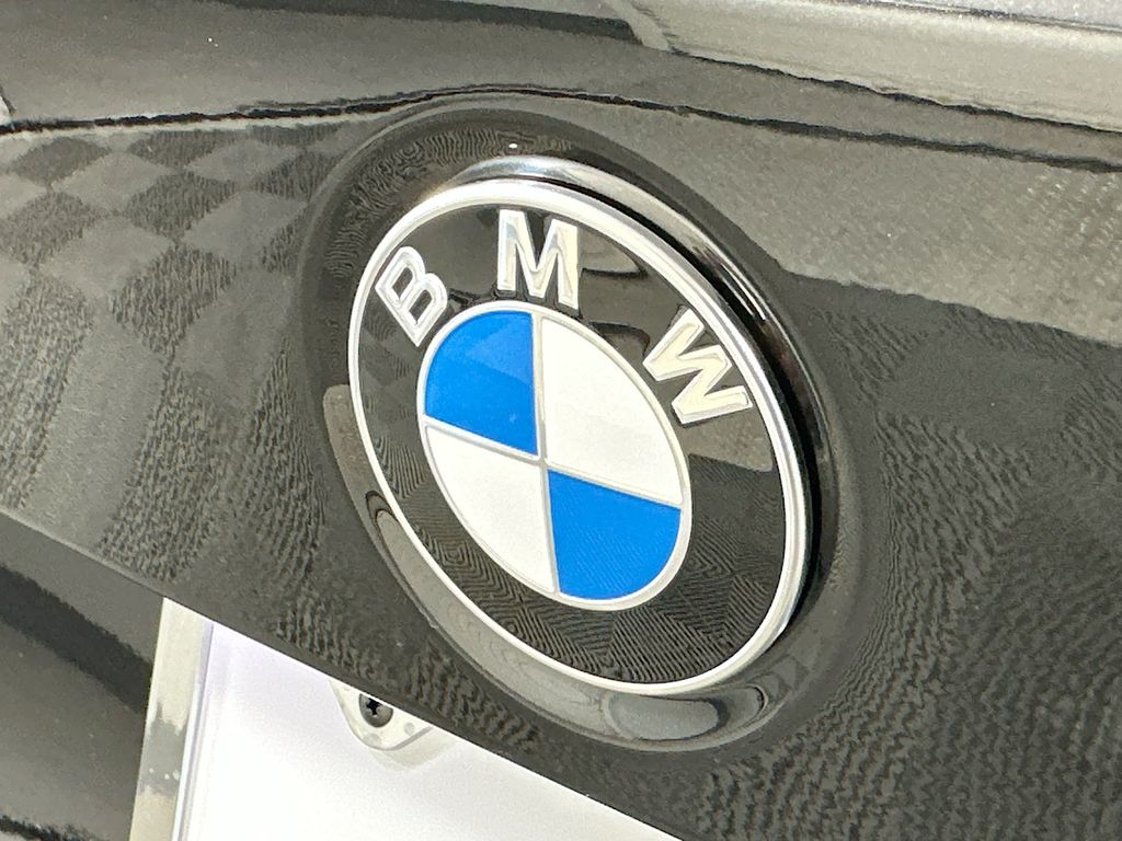 Thumbnail: 2026 BMW 3 Series - 22