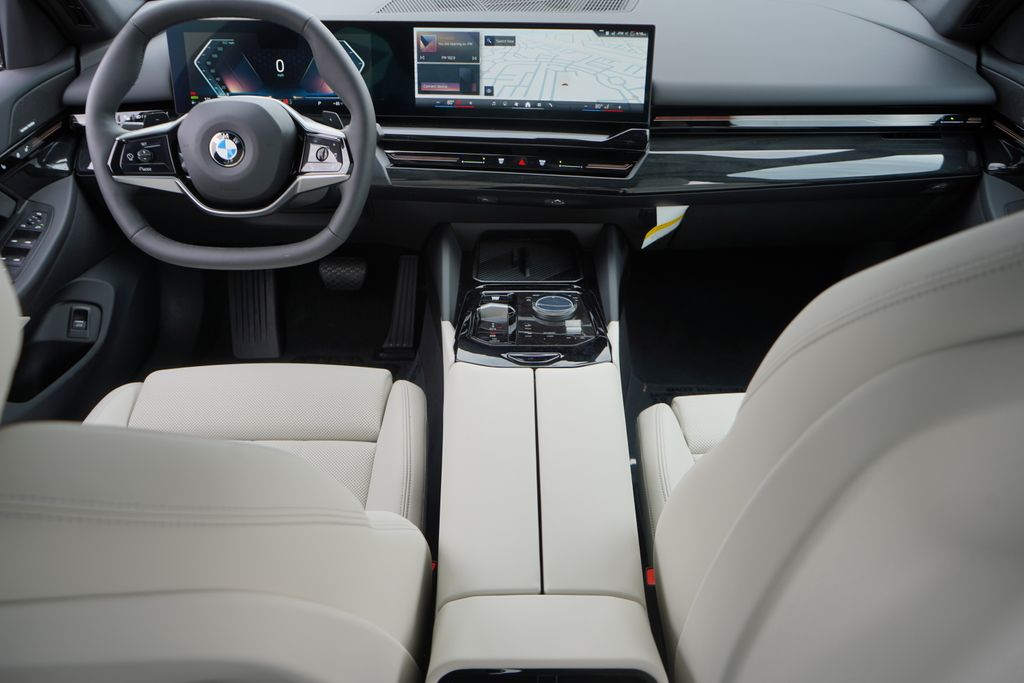 2024 BMW 5 Series 530i 13