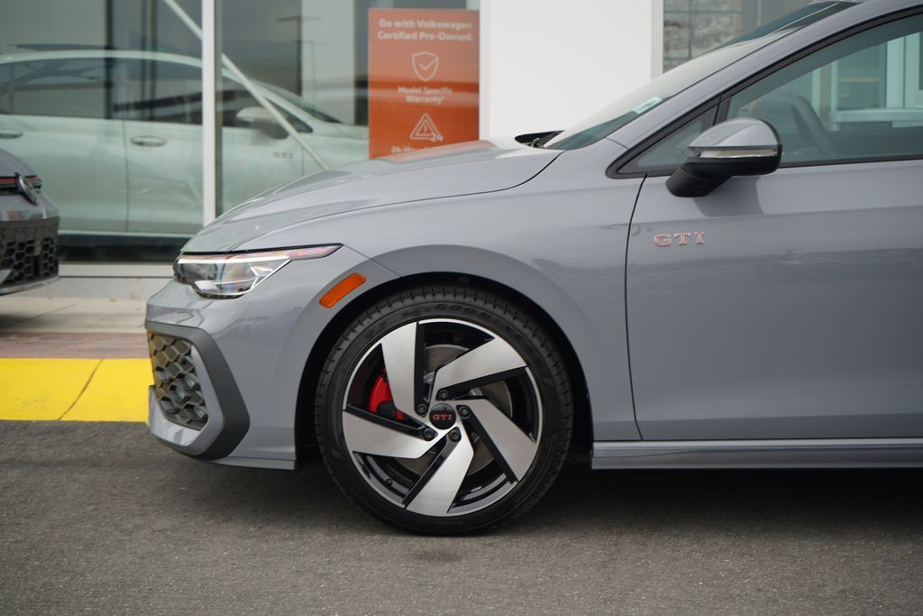 Thumbnail: 2026 Volkswagen Golf - 2