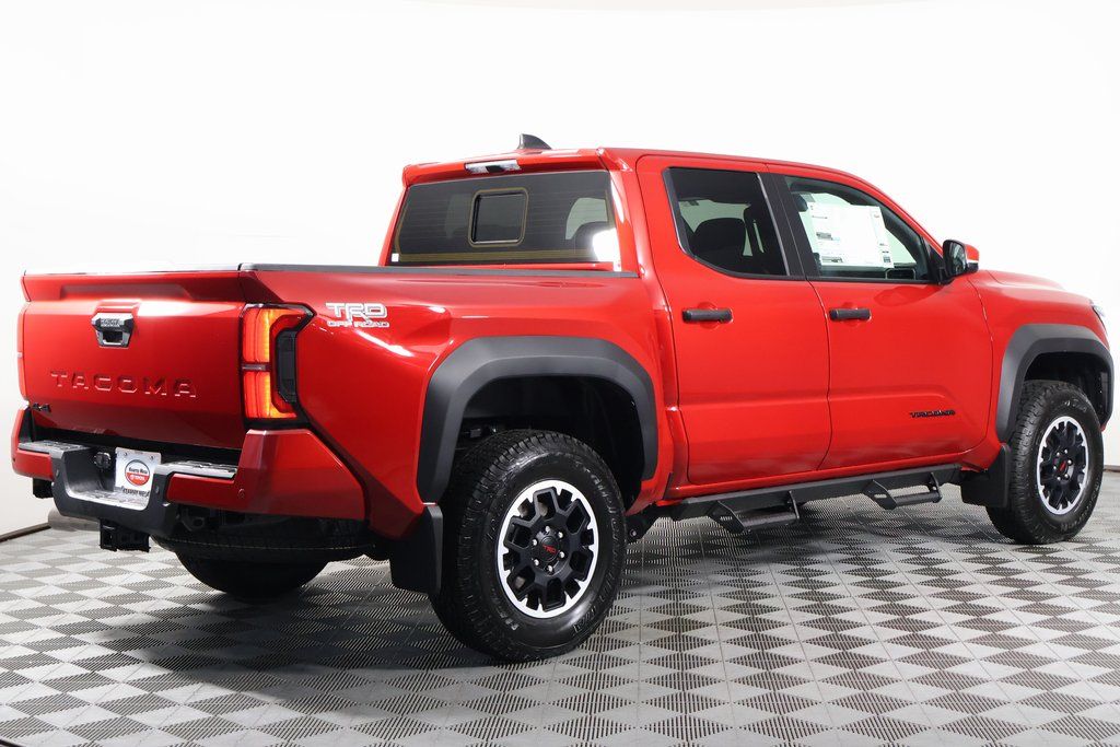 2025 Toyota Tacoma TRD Off-Road 2