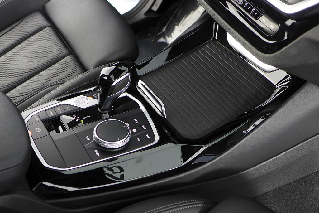 Thumbnail: 2023 BMW X3 - 15