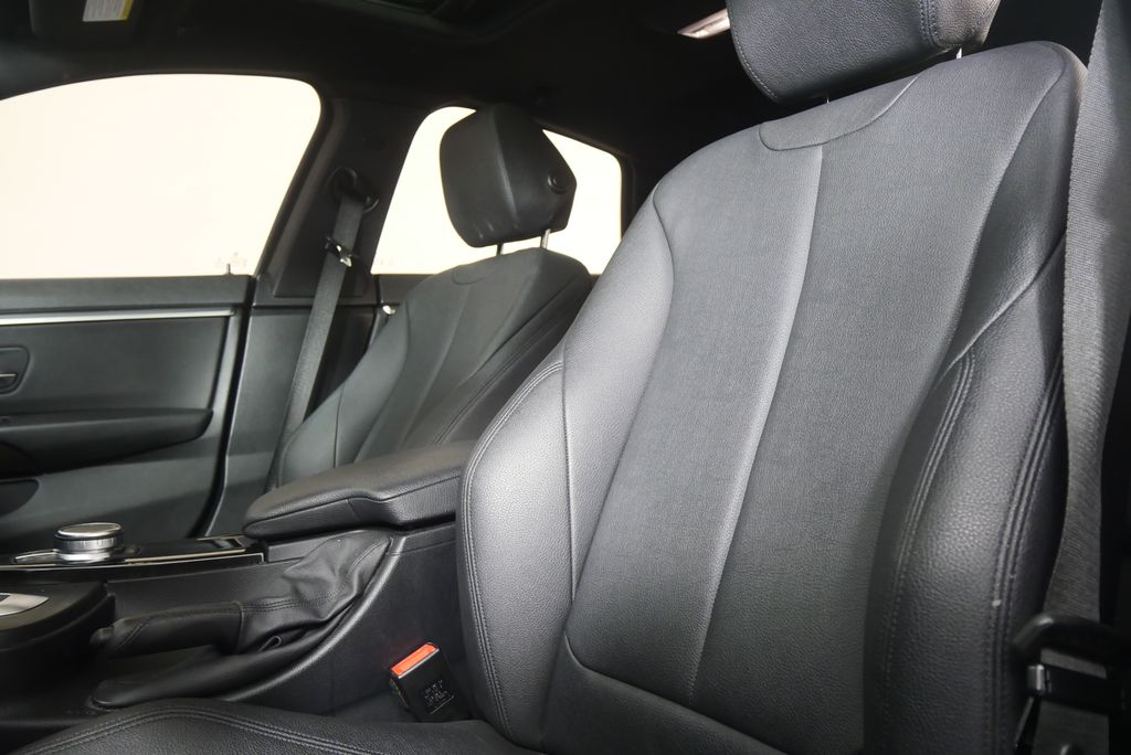 Thumbnail: 2020 BMW 4 Series - 8