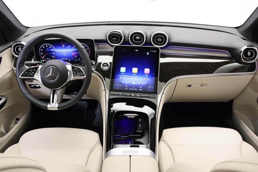 Thumbnail: 2026 Mercedes-Benz GLC - 18