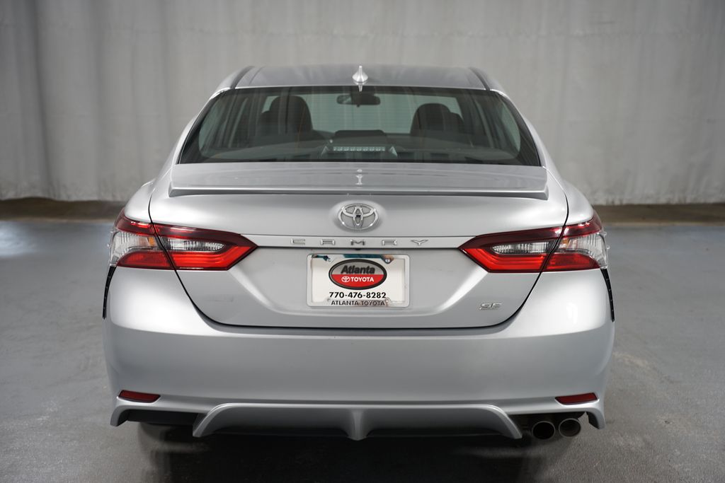 2022 Toyota Camry SE 7