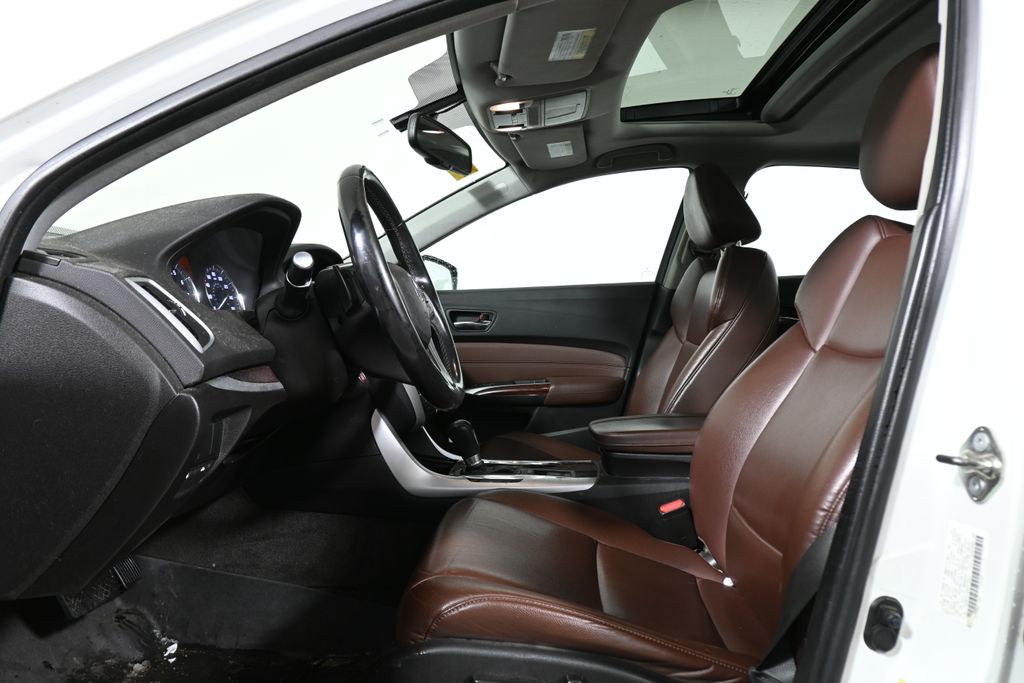 Thumbnail: 2017 Acura TLX - 3