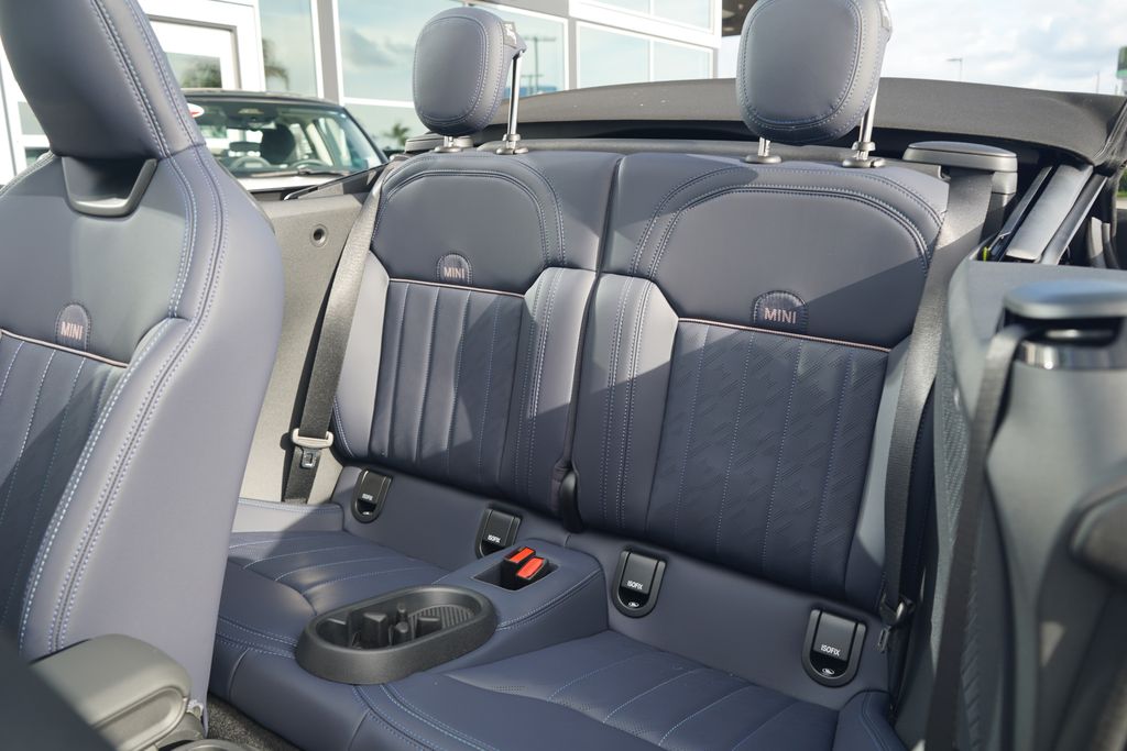 Thumbnail: 2026 MINI Cooper - 9