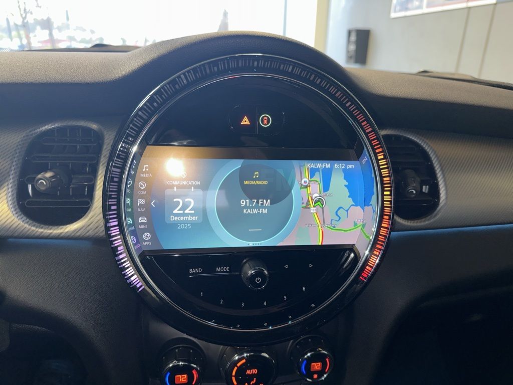 Thumbnail: 2024 MINI Cooper - 14