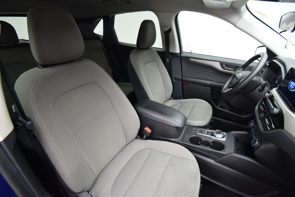 used 2022 Ford Escape car, priced at $18,999