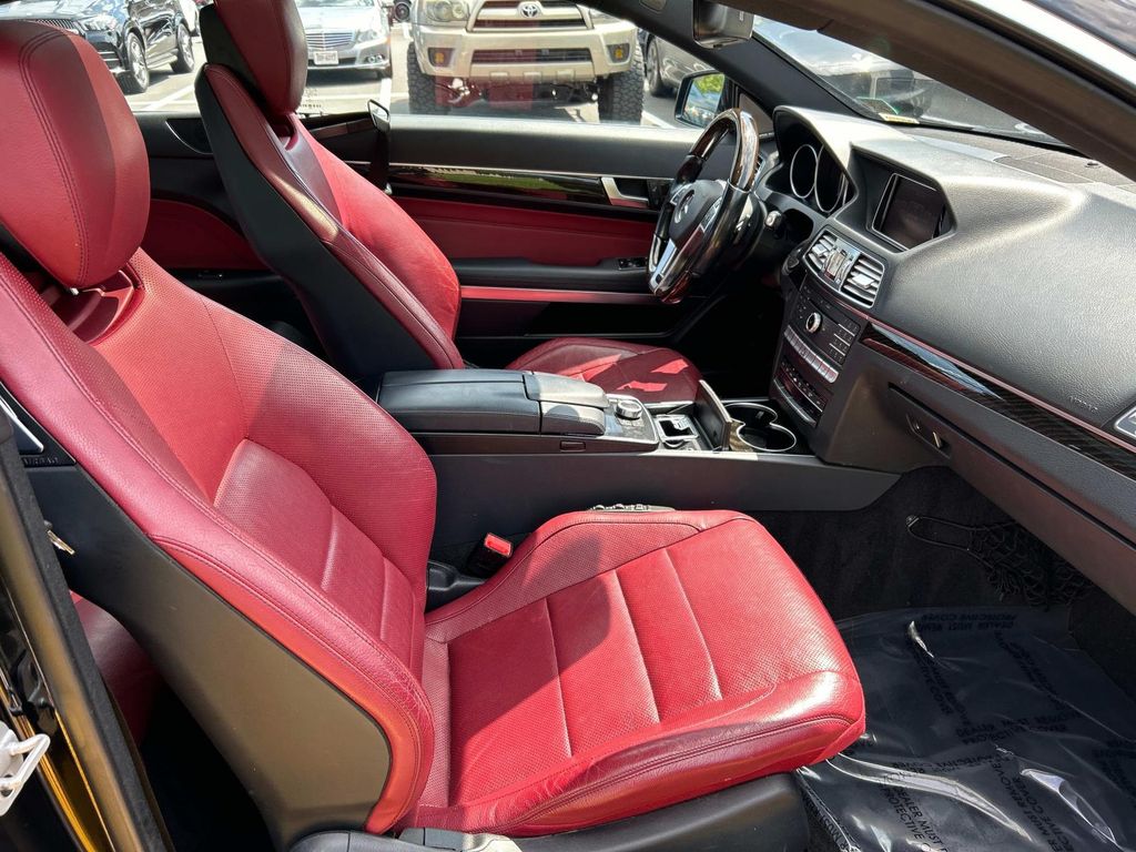 Thumbnail: 2016 Mercedes-Benz E-Class - 22