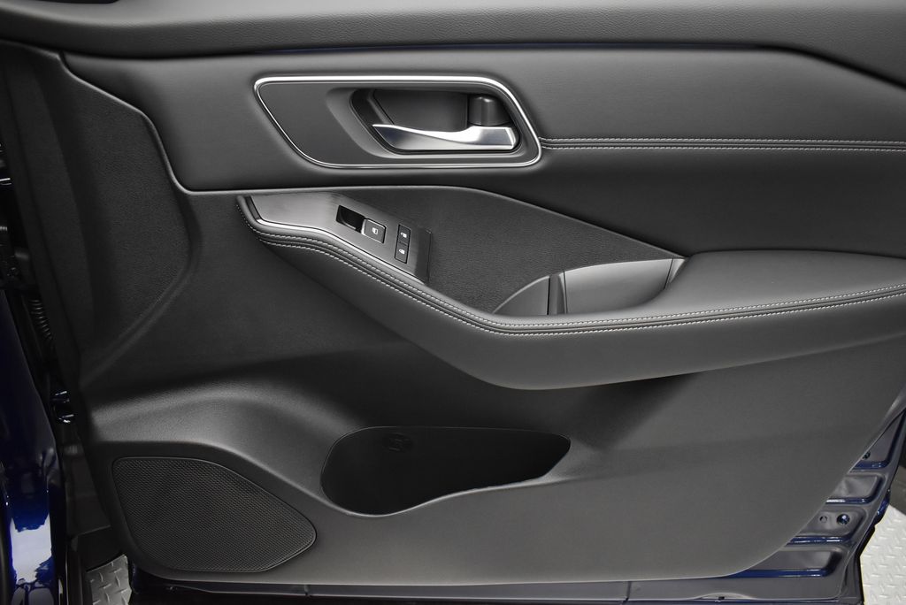 Thumbnail: 2026 Nissan Rogue - 25