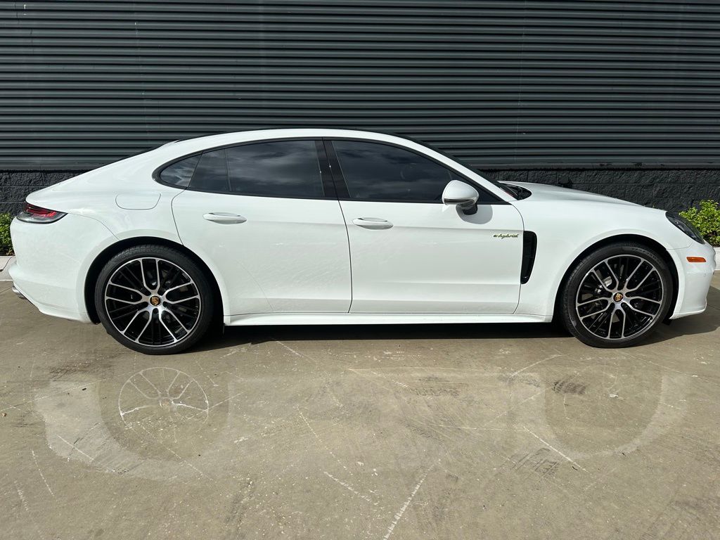 2023 Porsche Panamera 4S 5