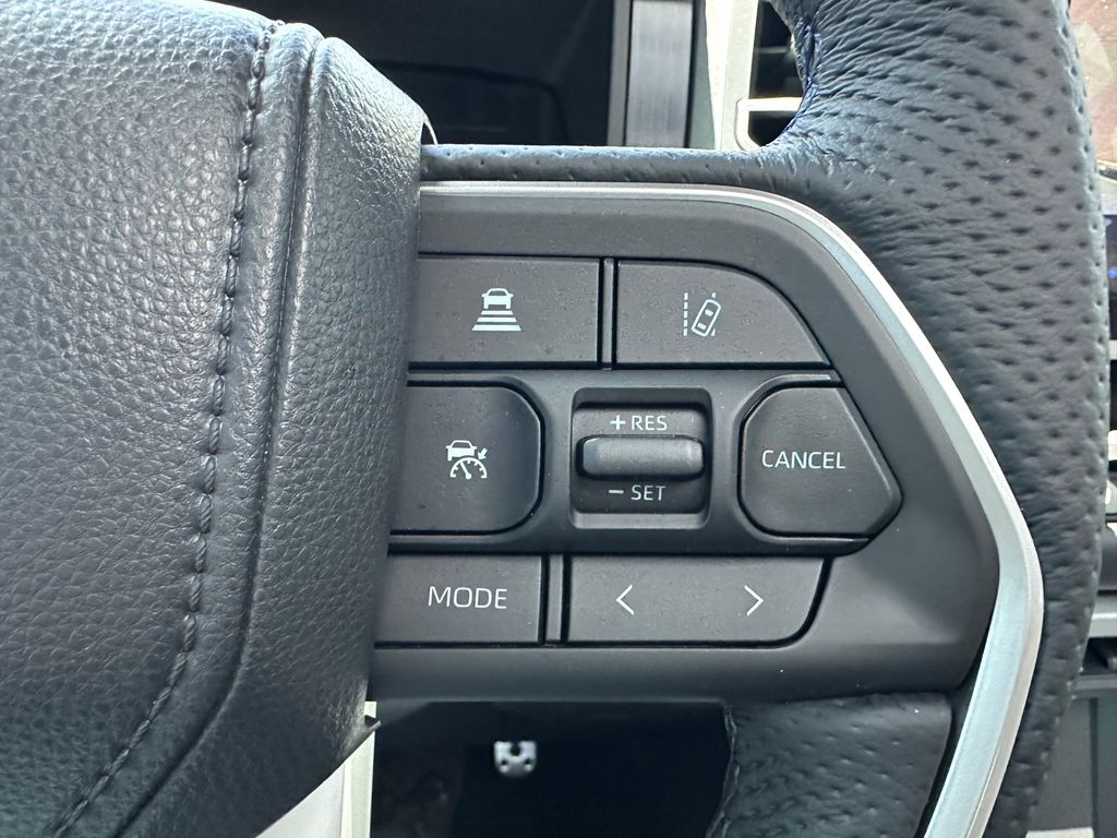 2025 Toyota Tundra Hybrid Platinum