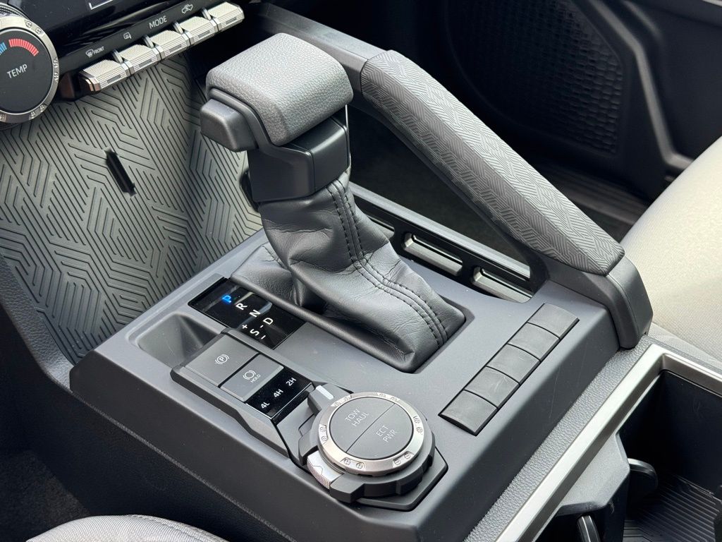 2025 Toyota Tacoma SR5 Double Cab photo 22