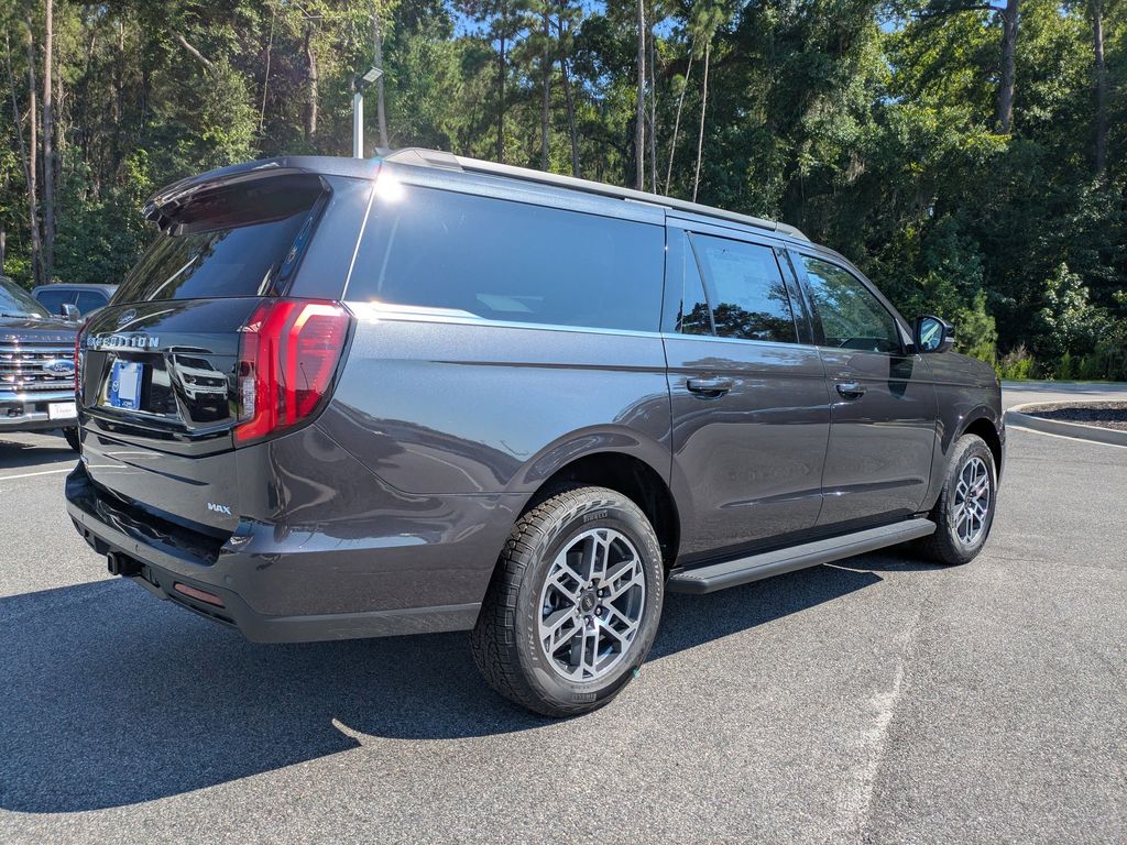 2026 Ford Expedition Max Active MAX