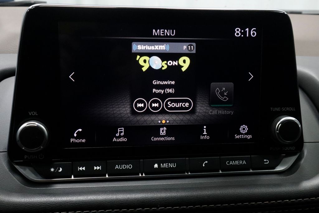 View vehicle photo 3