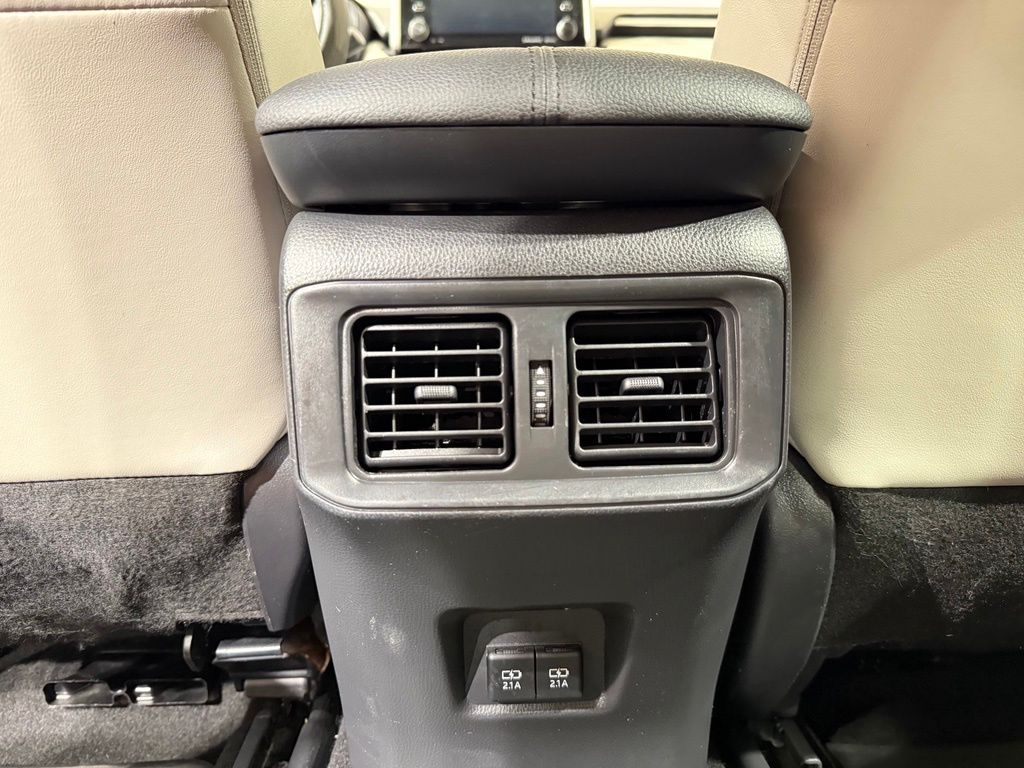 Thumbnail: 2019 Toyota RAV4 - 22