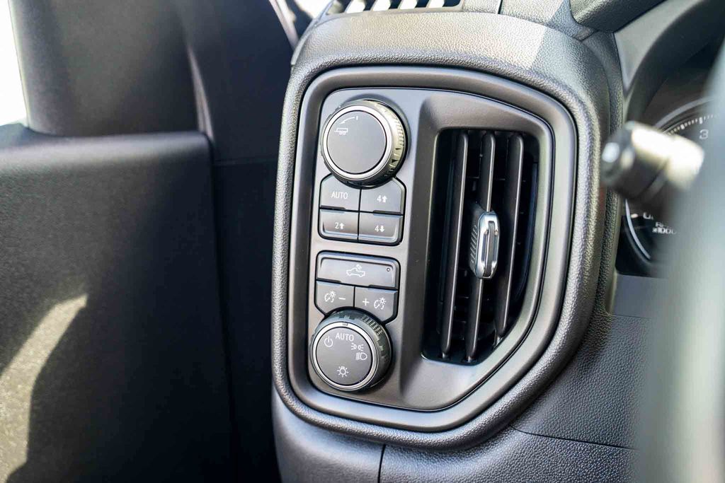 Used Car 2023 Chevrolet Silverado 1500  Custom Trail Boss For Sale Under $40,000 In Austin, Texas
